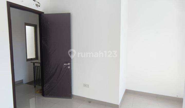 DISEWAKAN RUMAH 4,5X12,5 HOEK PIK2 TAHAP 1 BAGUS SIAP HUNI 2