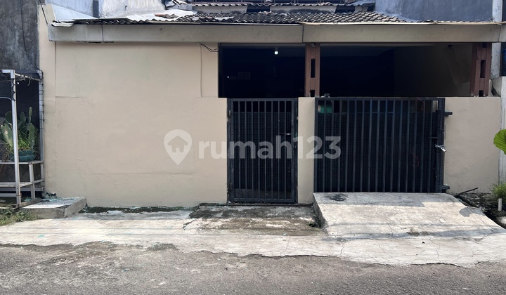 For Sale: 5x12 House in Bumi Lestari Residential, East Tambun Bekasi