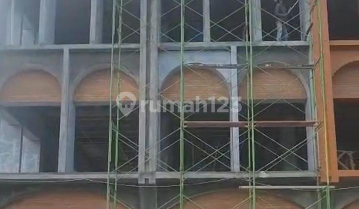 Gedung Baru - Jual / Sewa - Komersial - 2 Menit dari tol Simatupang