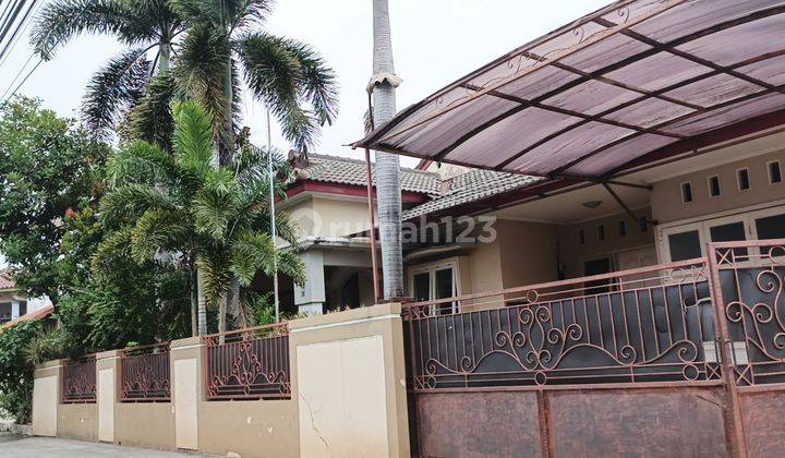 Rumah Besar Luas Semifurnished di Makasar Jaktim, Makasar001 1