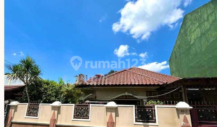 Rumah Mewah SHM Gaya Old Money di Pamulang Tangerang Selatan