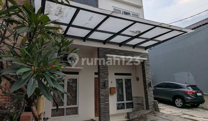 Rumah Cluster Eksklusif Deket Akses Tol di Jagakarsa Rumah Cluster Eksklusif Deket Akses Tol di Jagakarsa