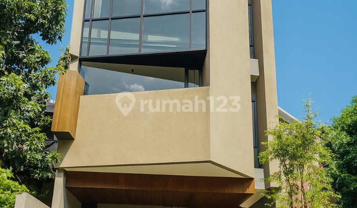 Rumah Mewah Modern di Kemang - Antasari, Jakarta Selatan Rumah Mewah Modern di Kemang - Antasari, Jakarta Selatan