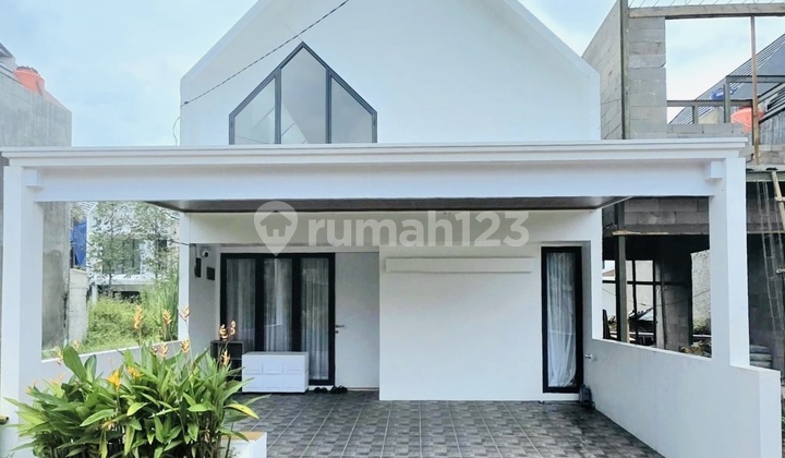 Rumah Asri Full Furnished Dalam Cluster di Sawangan Kota Depok