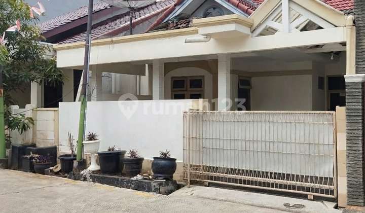 Rumah Mewah & Luas di Taman Galaxy, Fasilitas Super Lengkap 73624 Oc Rumah Mewah & Luas di Taman Galaxy, Fasilitas Super Lengkap 73624 Oc