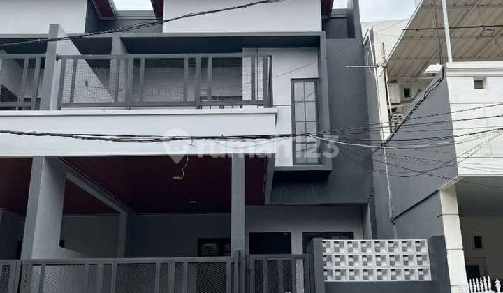 Rumah Menghadap Selatan di Thb, Sejuk & Ideal untuk Hunian Jangka Panjang (22206 Fd)