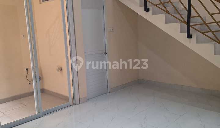 RUMAH PONDOK GEDE HOUSING One Step to Jakarta Near Mall & Market