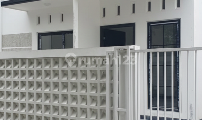 Rumah Siap Tempati Unfurnished Harapan Indah (13663 Hn) Rumah Siap Tempati Unfurnished Harapan Indah (13663 Hn)