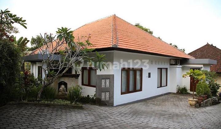For Sale Villa Located in Brawa, Canggu, North Kuta, Badung