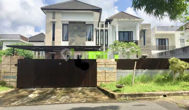 For Sale Villa Located in Pecatu, South Kuta, Badung
