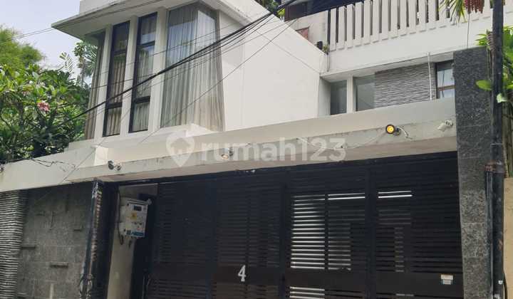 Di Jual Villa Lokasi Sanur Denpasar Selatan