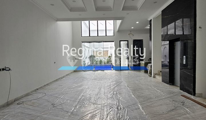 Brand New Classic Modern House Tebet Jakarta Selatan 2