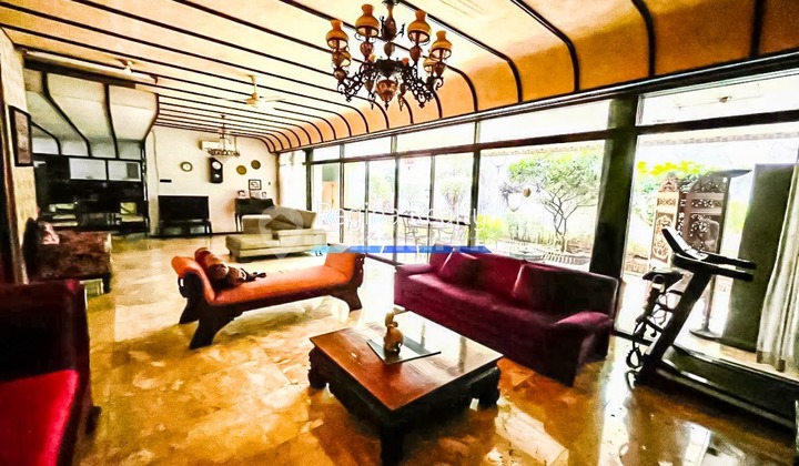 For Sale Simprug Golf House, South Jakarta