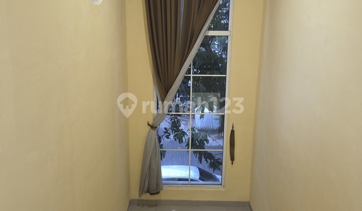 Disewakan Rumah Pik 10X18 3 Lantai 2