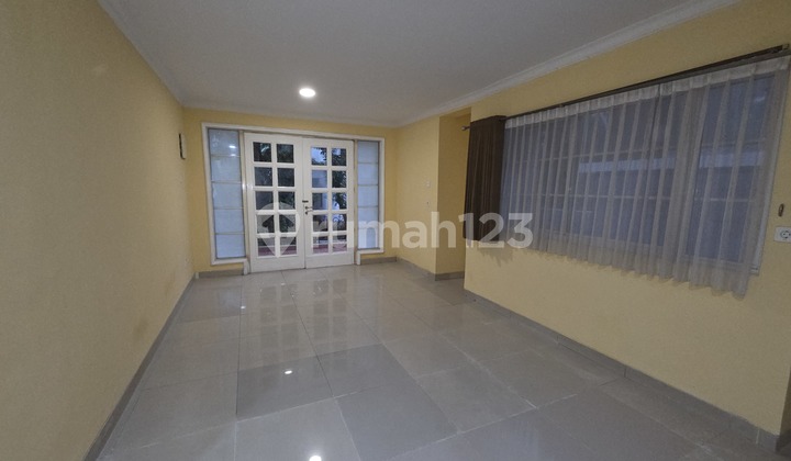 For Rent 10x18 3-Storey House in PIK For Rent 10x18 3-Storey House in PIK