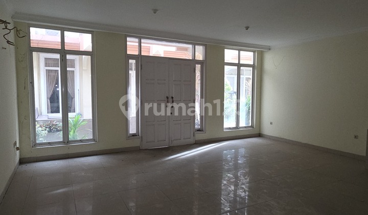 For Rent House Pluit 8X22. 3 Floors