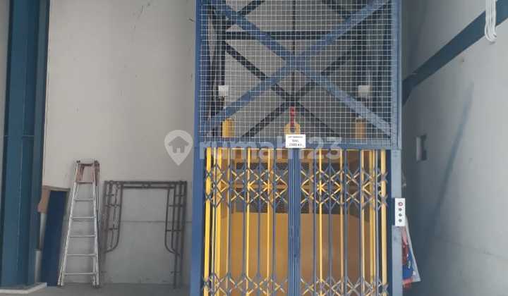 Warehouse for rent in Daan Mogot, 1000 sqm Warehouse for rent in Daan Mogot, 1000 sqm