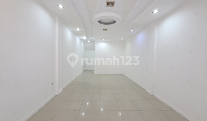 For Rent Good 3-Story Ruko in Pluit