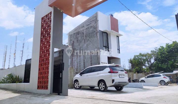 Rumah  2 Lantai modern minimalis di sawangan 2