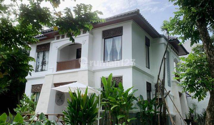 RUMAH CLUSTER TYPE VILLA BALI ARTISTIC SIAP HUNI DEKAT AKSES TOL