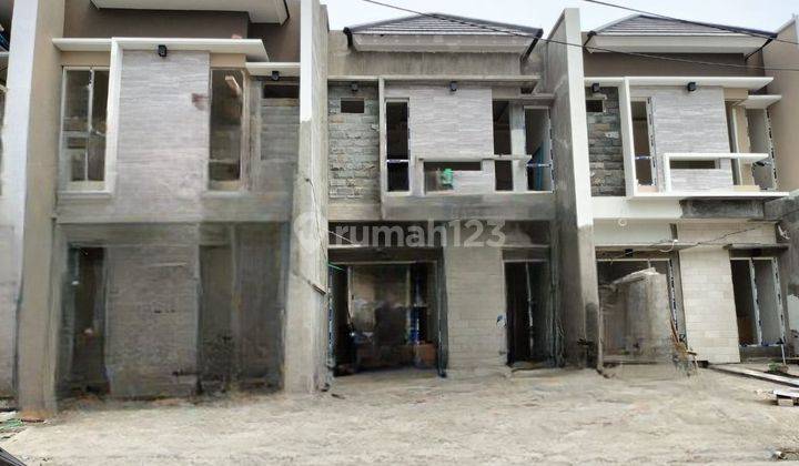 Dijual Rumah Babatan Pantai 2