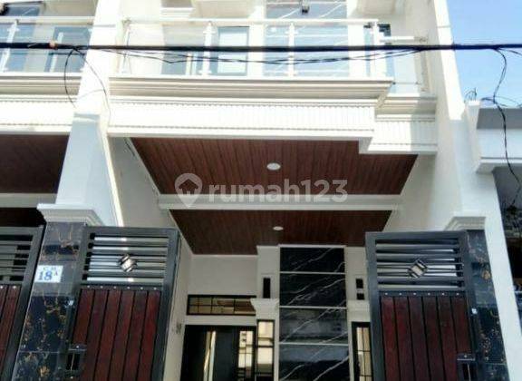 Dijual Rumah Baru Bronggalan Dekat Tengah Kota, Gubeng,  1