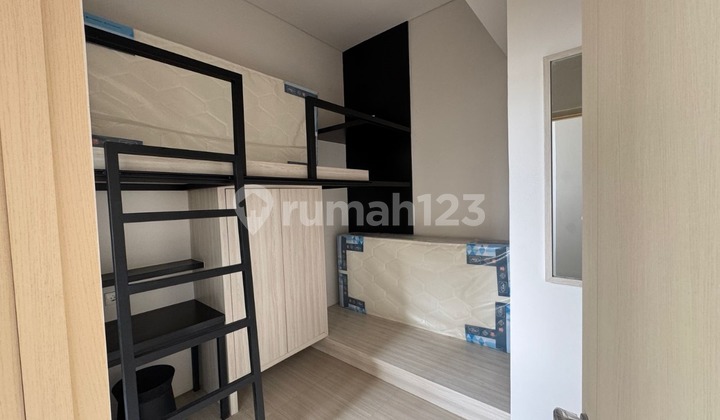 Rumah 2 Lantai di Tabebuya Bsd Cluster Impresahaus Strategis 1