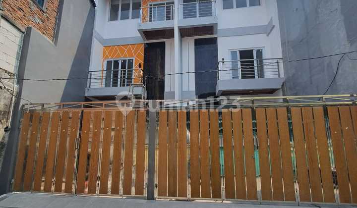 JUAL CEPAT! Siapa Cepat Dia Dapat, Rumah Baru 3 Lantai Bagus dan Murah di Angke Indah Jakarta Barat JUAL CEPAT! Siapa Cepat Dia Dapat, Rumah Baru 3 Lantai Bagus dan Murah di Angke Indah Jakarta Barat
