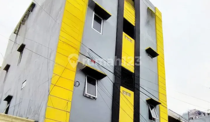 Big Profit! Freehold Boarding House Facing South in Tanjung Duren, Negotiable! 2