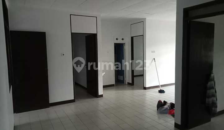 Rumah Baru di Renov Dan Kondisi Rapi di Kosambi Baru