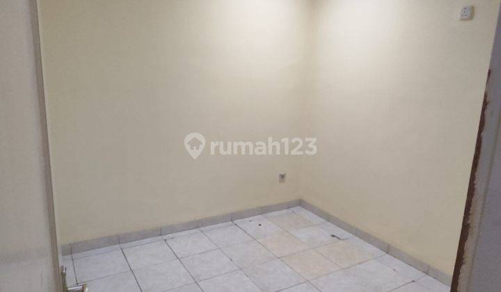 Rumah Siap Huni di Taman Semanan Indah Jakarta Barat 1