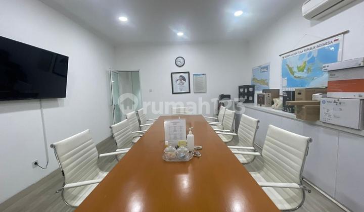 Nego Sampai Jadi Ruko 4 Lantai Semi Furnished, Free AC Siap Huni di Puri Mansion Jakarta Barat Strategis