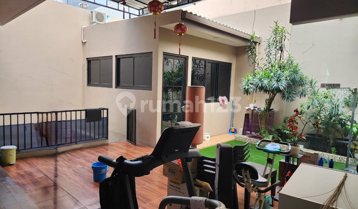 Nego Sampai Deal Rumah 2,5 Lantai Full Furnished, di Citra Garden Puri Kalideres