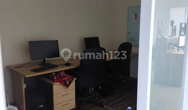 Strategic Office in Thamrin Area | Semi-Furnished & Ready to Use