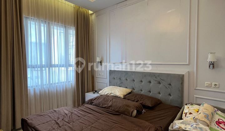 Langsung Huni! Rumah 2 Lantai Full Furnished Cuma 3,5M di Metland Puri! 2