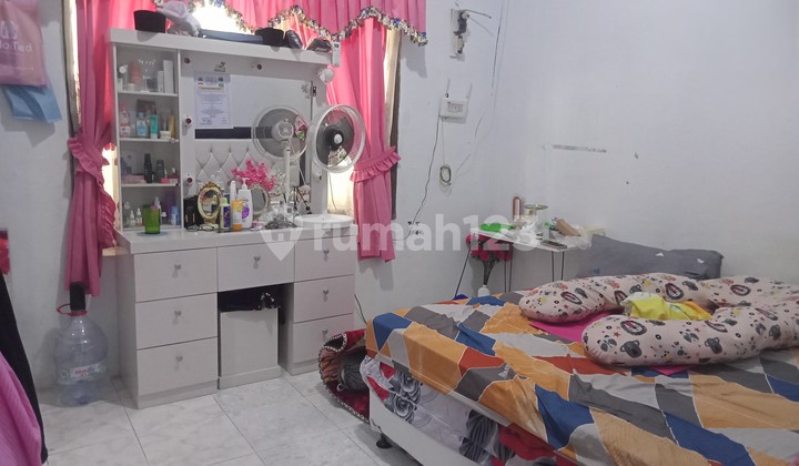 Nego Sampai Deal Rumah sudah SHM Hadap Timur di Ketapang Cipondoh 