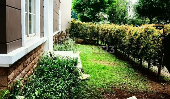 Free AC 4-Bedroom House with Strategic Access near Highway and Mall in Europe Green Lake City Cluster 2