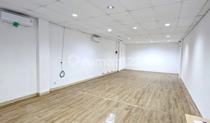 Nego Ruko Business Park 4 Lantai Full, Bagus dan sudah SHM di Meruya Kembangan Jakarta Barat