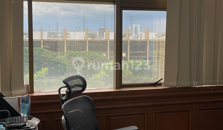 Strategic and Nice New Castle Shophouse in Green Lake City