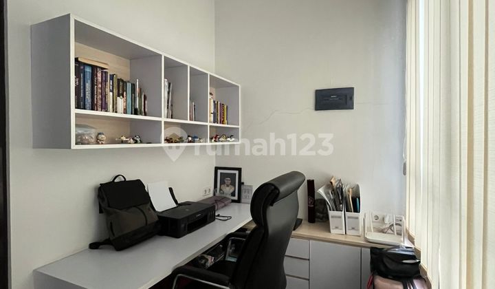 Ready to Move In! 2-Story Fully Furnished House Only 3.5M at Metland Puri!