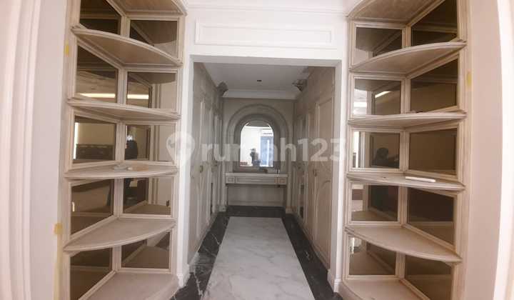 Negotiable, 2-Story House with SHM Certificate, Comfortable Environment in Delatinus Cluster, BSD City. 2