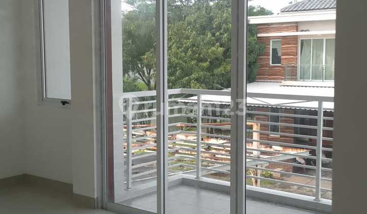 Rumah Nyaman Green Lake City, 3 Kamar Tidur, Siap Huni