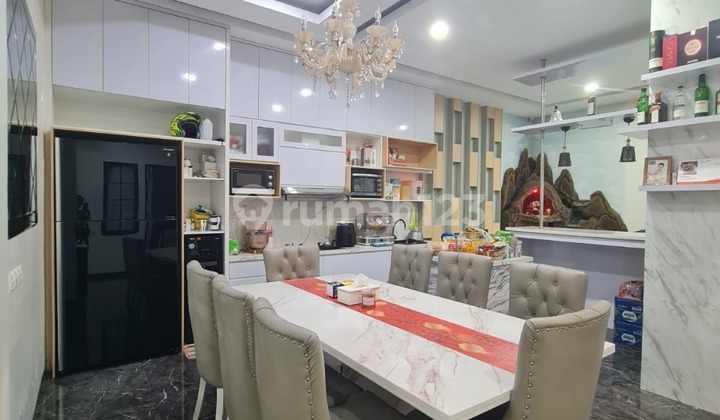 Rare Opportunity! Large House in Banjar Wijaya with a Scenic Environment 2