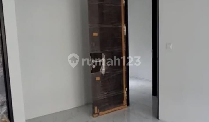 Rumah Sewa dengan Design Elegant di Citra Garden 8 2