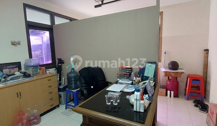 Nego, Buruan Ambil! Rumah Lokasi Premium Boulevard Jalan Raya Ramai di Kebayoran Lama Jakarta Selatan 