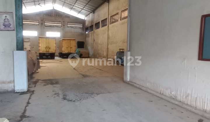 The Miami warehouse is good, it has office space in Kalideres, West Jakarta. The Miami warehouse is good, it has office space in Kalideres, West Jakarta.