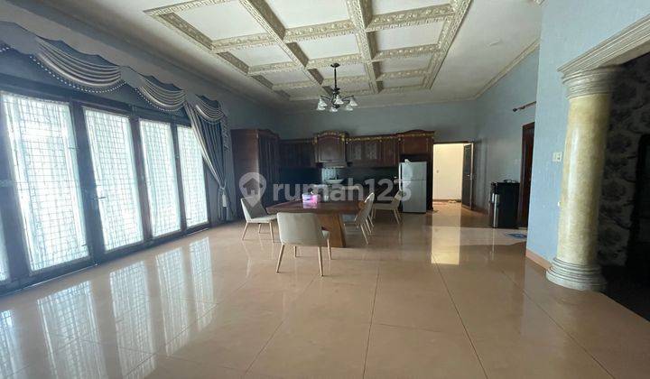Rumah mewah full furnished ditengah kota Pekanbaru Riau 2
