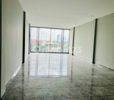 Disewakan Ruko 5 Lantai  jl pondok indah arteri