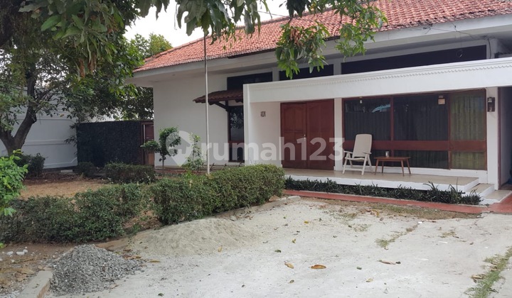 Rumah tua hitung tanah Lebak Bulus Raya, Jaksel 