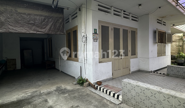 Dijual Rumah Hitung Tanah  Jl. Pembangunan, Jakpus